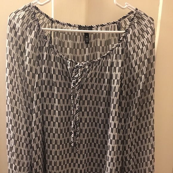 Blouse - Picture 1 of 2